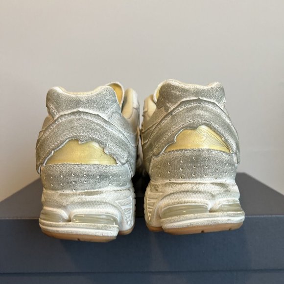 New Balance 2002R  Size 8 - 2002R New Balance Protection Pack Distressed